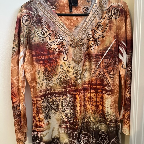New Directions Orange Brown Graphic Embellished Blouse - Picture 1 of 7